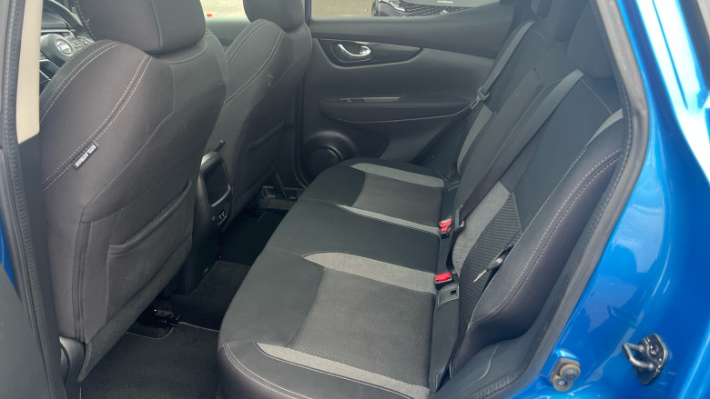 Nissan Qashqai 1.3 DiG-T 160 N-Connecta 5dr DCT Petrol Hatchback